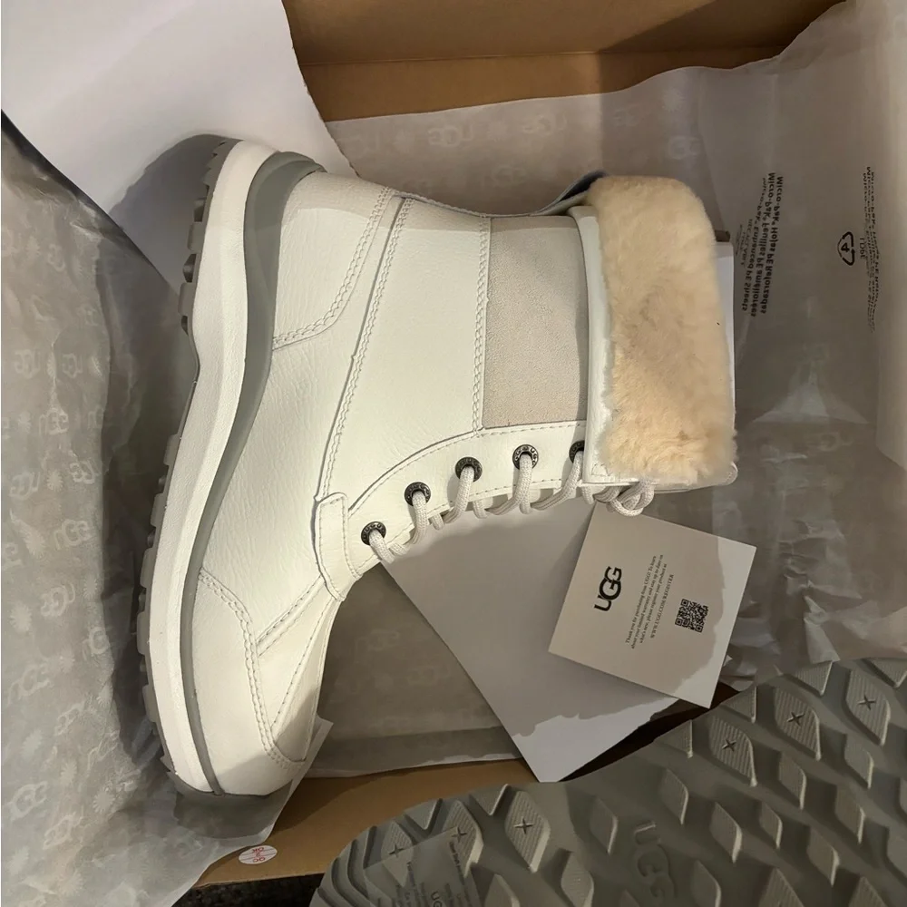 Brand New UGG Adirondack III Winter Boots – White, Size 8.5 - Picture 11 of 14